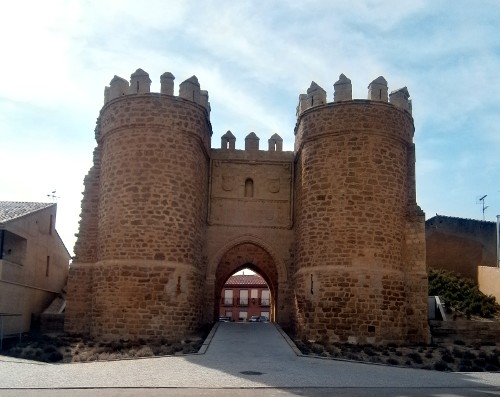Puerta Villa o de San Andŕes (Villalpando)